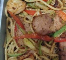 Signature Black Pepper Beef Spaghetti