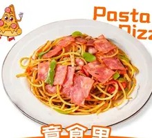 Bacon Sausage Stir-Fried Pasta