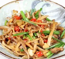 Crispy Lotus Root Stir-Fried with Pork Cracklings