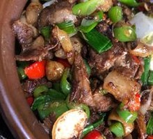 Braised Pork Bone and Intestine Stew