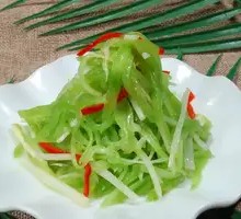 Stir-fried Lettuce Shreds with Pork