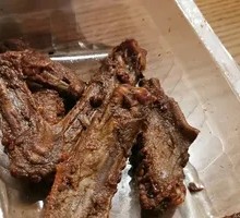 Braised Duck Wings with Mountain Pepper