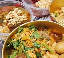 Pork lard mixed rice noodles