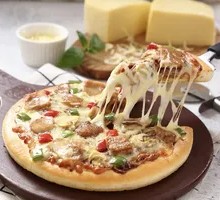 Grilled Chicken Pizza