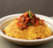 Spicy Pork with Crispy Rice Crackers