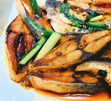 Braised Spanish Mackerel