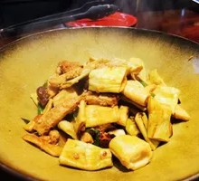 Stir-fried Bamboo Shoots with Vegetables