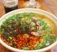 Sour Cabbage Beef Noodles