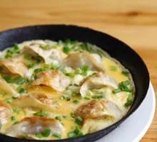 Egg Pan-Fried Dumplings
