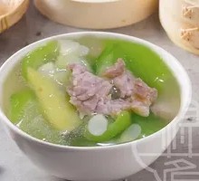 Loofah and Pork Soup