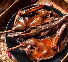 Sauce-Steamed Duck with Old Water Duck