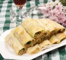 Egg Pancake Roll with Sausage