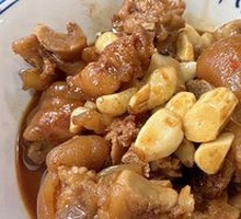 Braised Pig's Feet