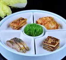 Four Small Delicacies Assortment