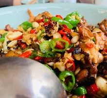 Spicy Stir-Fried Chicken