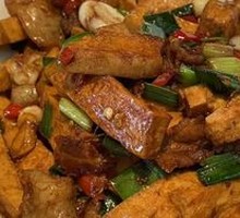 Fragrant Tofu with Pork Stir-fry
