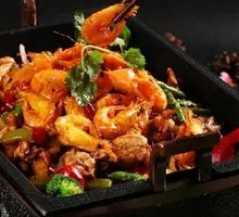 Delicious Bullfrog with Crabs