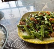Stir-Fried String Beans with Pork