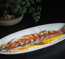 Bean-Flavored Steamed White Bream