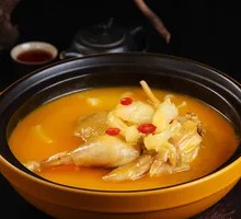 Golden Broth Bird's Nest Stewed Old Hen