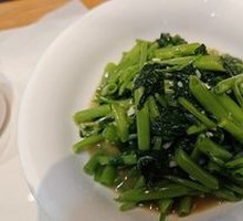 Stir-fried Water Spinach with Garlic