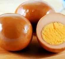 Tea-Scented Braised Eggs