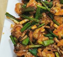 Scallion with Razor Clams