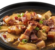 坛肉豆腐锅
