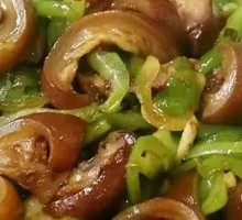 Bell Pepper Stir-fried Donkey Skin