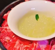 Avocado and Bird's Nest Stew