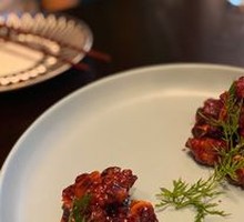 Plum-Flavored Pork Ribs