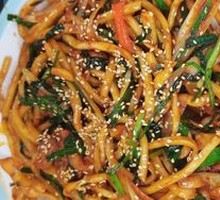 Dry-Fried Noodles