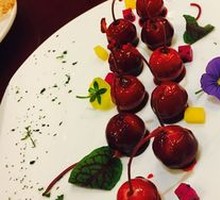 French Black Pepper Foie Gras Beef Cubes
