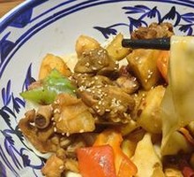 Large Plate Chicken Noodles