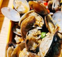 Spicy Stir-Fried Clams