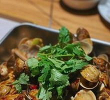 Spicy Stir-fried Mixed Shellfish