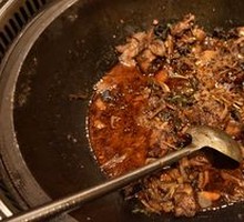 Firewood-Stewed Free-Range Chicken Pot