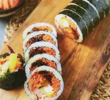 Beef Tripe Seaweed Rice Roll