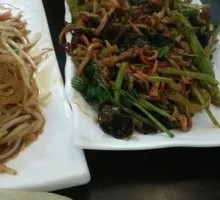 Beijing-style Shredded Pork in Soy Sauce