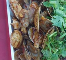 Spicy Stir-Fried Clams