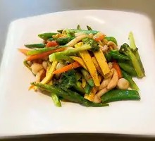 Olive Oil Pan-Fried Seasonal Vegetables