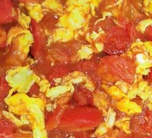 Scrambled Eggs with Tomatoes