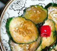 Crisp Cucumber Salad
