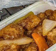 Traditional Stir-Fried Pork Cutlets