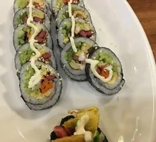 Crab Meat Wave Seaweed Rice Roll