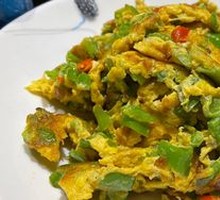 Screw Pepper Stir-Fried with Duck Eggs