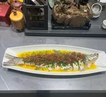 Steamed Jiangbai Fish with Scallop Sauce