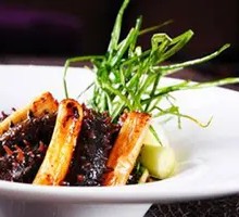 Braised Sea Cucumber with Green Onion