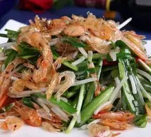 Bean sprout and leek stir-fry