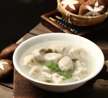 Cold-Mixed Pork and Mushroom Dumplings